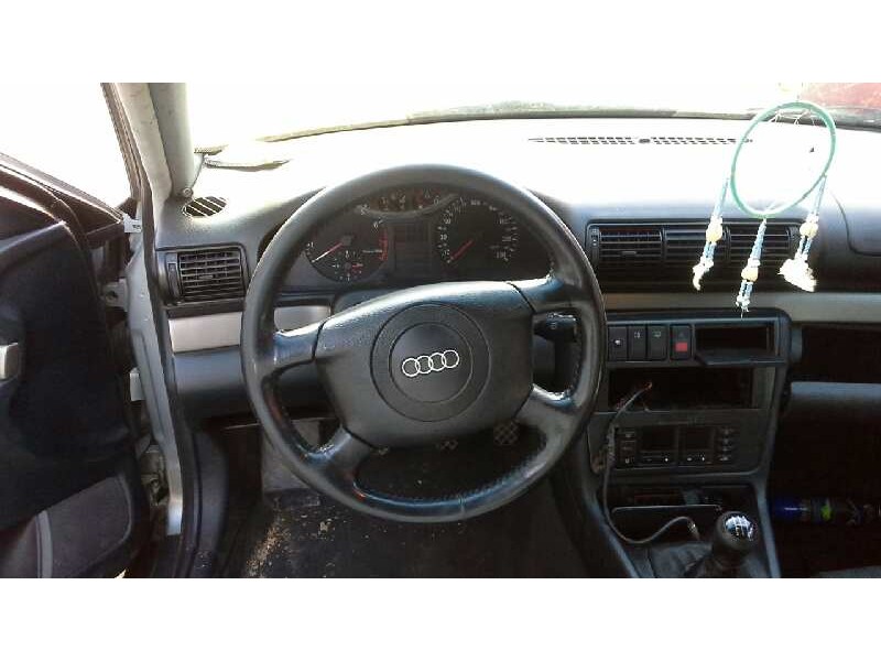 audi a4 berlina (b5) del año 1998
