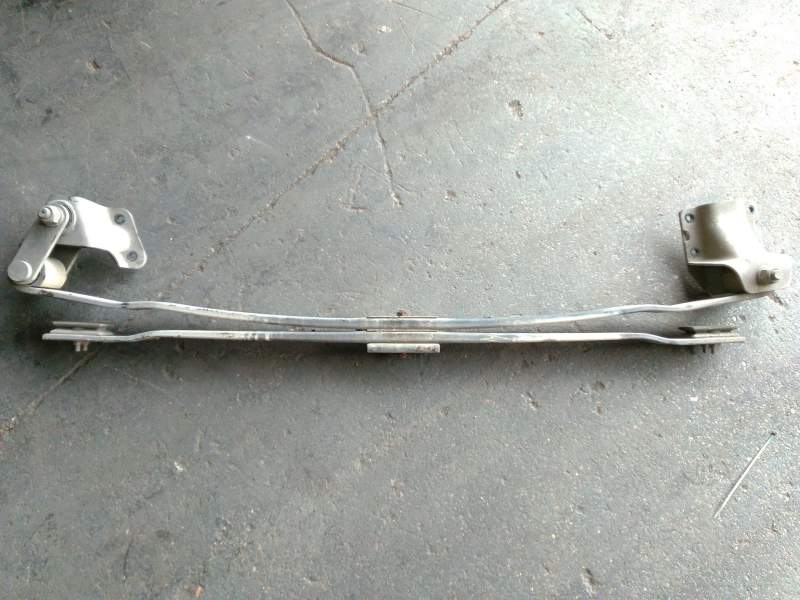 Recambio de ballesta trasera para renault maxity referencia OEM IAM 5520LE00B  
