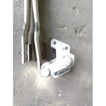 Recambio de ballesta trasera para renault maxity referencia OEM IAM 55020LE00B  