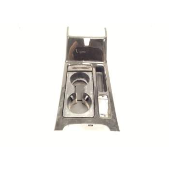 Recambio de consola central para kia proceed combi van (cd) 1.4 t-gdi referencia OEM IAM 84698J7000  