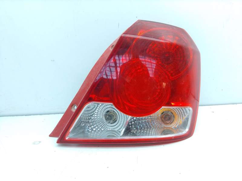 Recambio de piloto trasero derecho para chevrolet aveo / kalos hatchback (t200) 1.4 16v referencia OEM IAM 96540269  