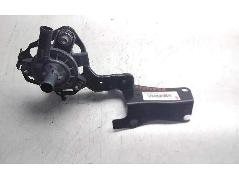 Recambio de motor electrico de agua para toyota auris hybrid active referencia OEM IAM 50513076  