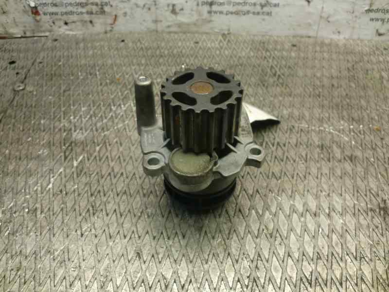 Recambio de bomba agua para volkswagen polo (9n3) gt referencia OEM IAM 045121019D  