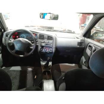 nissan primera hatchback (p11) del año 1997