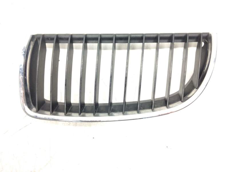 Recambio de rejilla paragolpes izquierda para bmw 3 (e90) 320 d referencia OEM IAM 22405910  