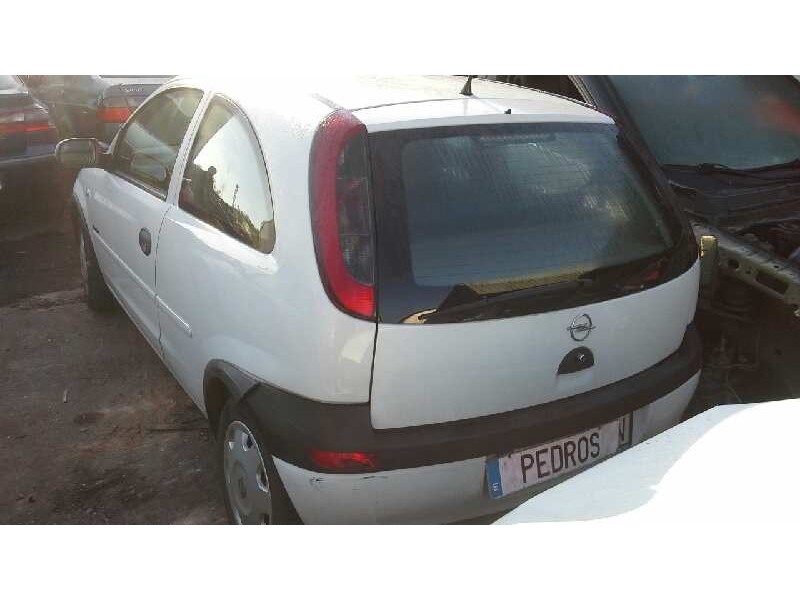 opel corsa c del año 2001