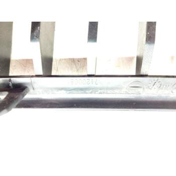 Recambio de rejilla paragolpes derecha para bmw 3 (e90) 320 d referencia OEM IAM 22405910  