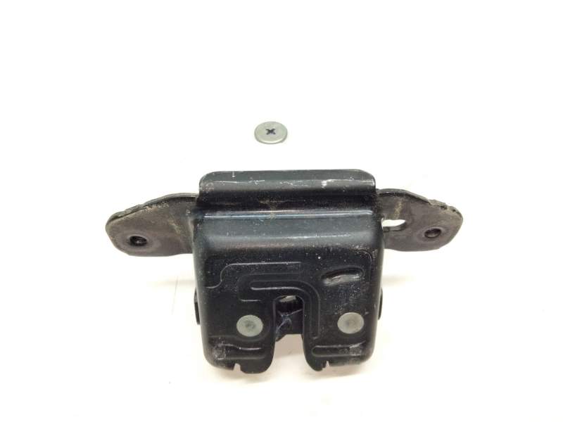 Recambio de cerradura maletero / porton para toyota auris (_e18_) 1.3 (nre180_) referencia OEM IAM   
