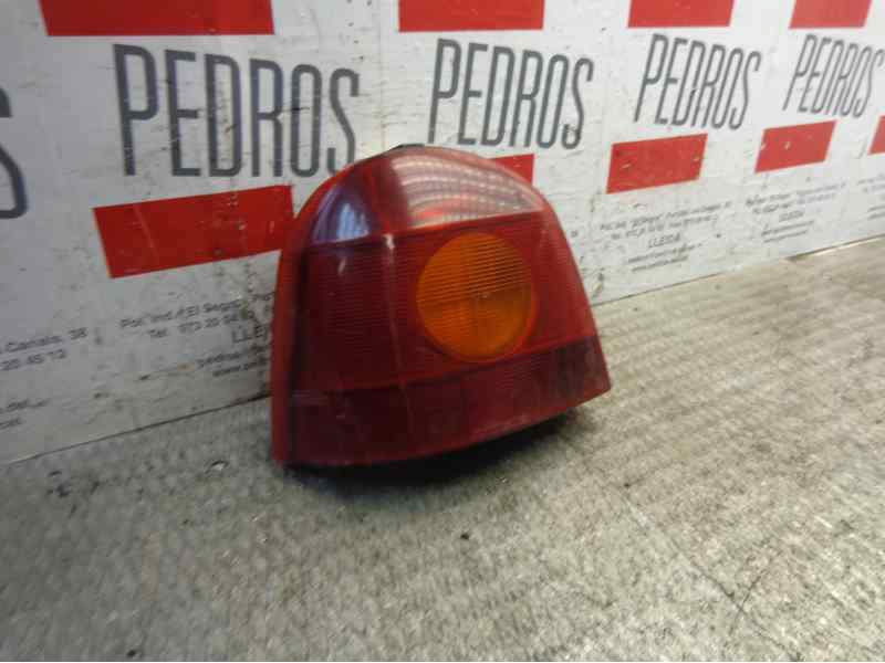 Recambio de piloto trasero izquierdo para renault twingo (co6) 1.2 (c066/67/68) referencia OEM IAM 7700820013 54595773 