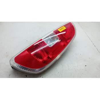 PILOTO TRASERO DERECHO 5J7945096 