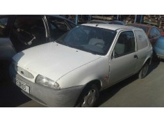 ford fiesta berlina del año 1998