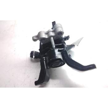 Recambio de soporte motor derecho superior para toyota auris hybrid active referencia OEM IAM   