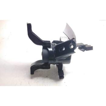 Recambio de soporte motor derecho superior para toyota auris hybrid active referencia OEM IAM   