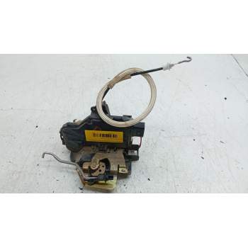 CERRADURA PUERTA DELANTERA DERECHA 4B1837016 
