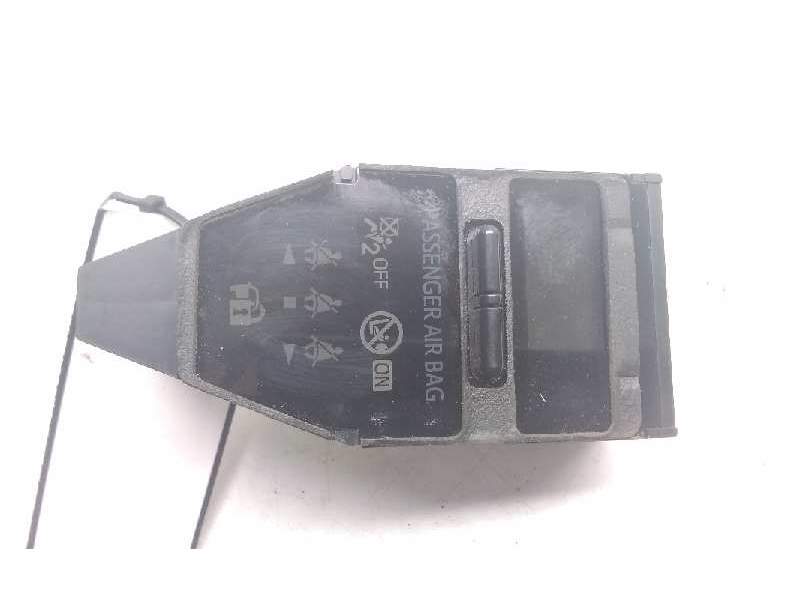 Recambio de modulo de data para toyota auris hybrid active referencia OEM IAM 8391002200  