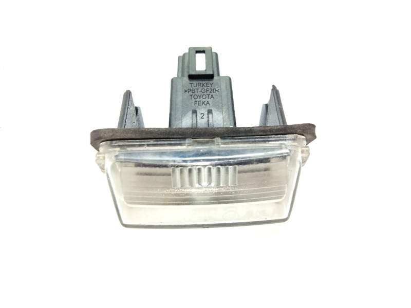 Recambio de piloto matricula para toyota auris (_e18_) 1.3 (nre180_) referencia OEM IAM   