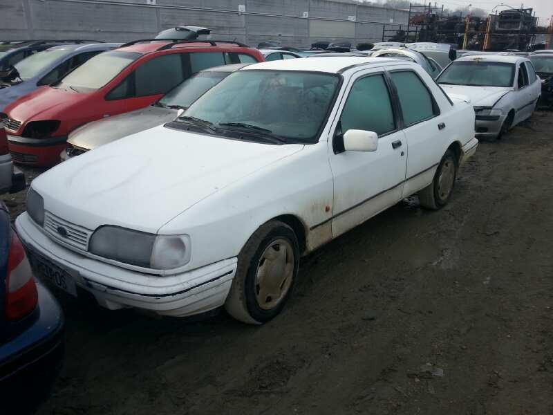 ford sierra berlina del año 1992