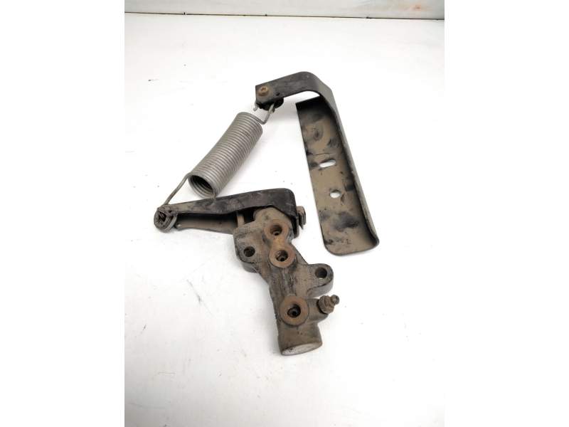Recambio de repartidor de freno para nissan terrano ii (r20) 2.7 tdi 4wd referencia OEM IAM 464001F210  