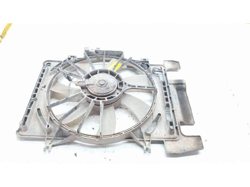 Recambio de electroventilador para toyota yaris (ksp9/scp9/nlp9) básico referencia OEM IAM 167110N031  