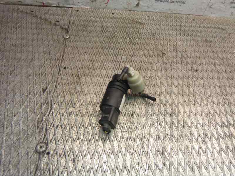 Recambio de bomba de limpiaparabrisas para volkswagen polo (9n3) 1.4 16v referencia OEM IAM   