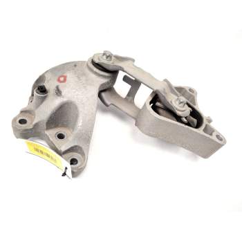 SOPORTE MOTOR DERECHO SUPERIOR A2462401109 