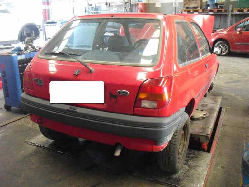 ford fiesta berl./courier del año 1996