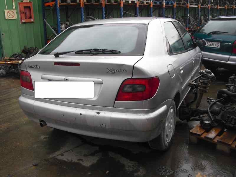 citroen xsara berlina del año 1999