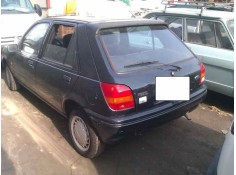 ford fiesta berlina del año 1995