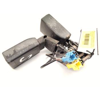 ENGANCHE CINTURON TRASERO CENTRAL A1768600469 