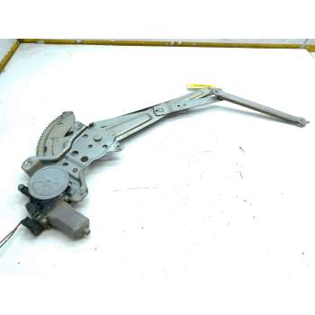 ELEVALUNAS DELANTERO IZQUIERDO 8353063J01 