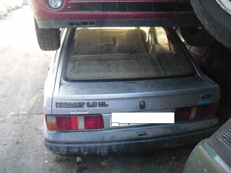 ford escort turnier del año 1988