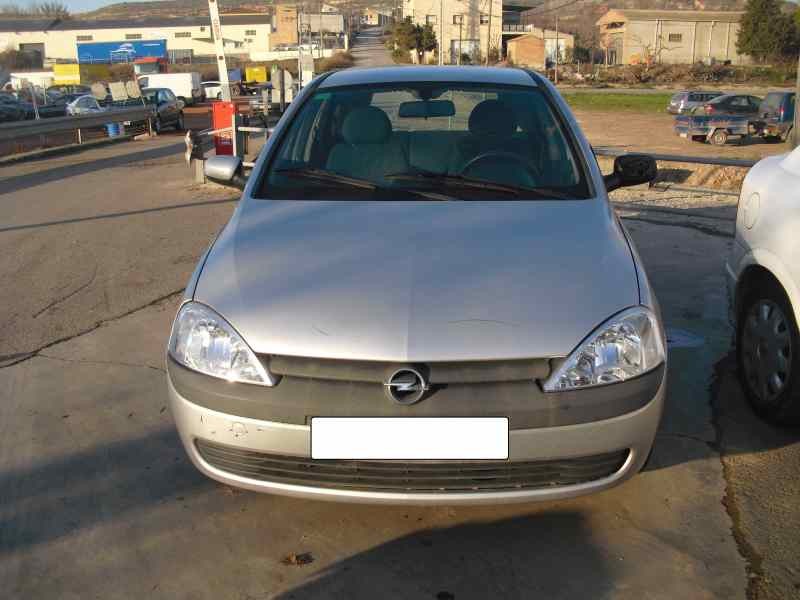 opel corsa c del año 2001