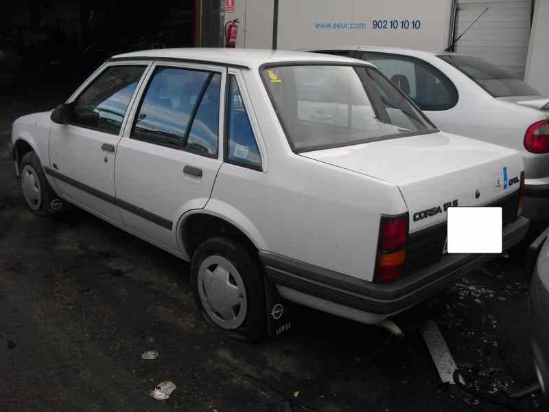 opel corsa a del año 1988