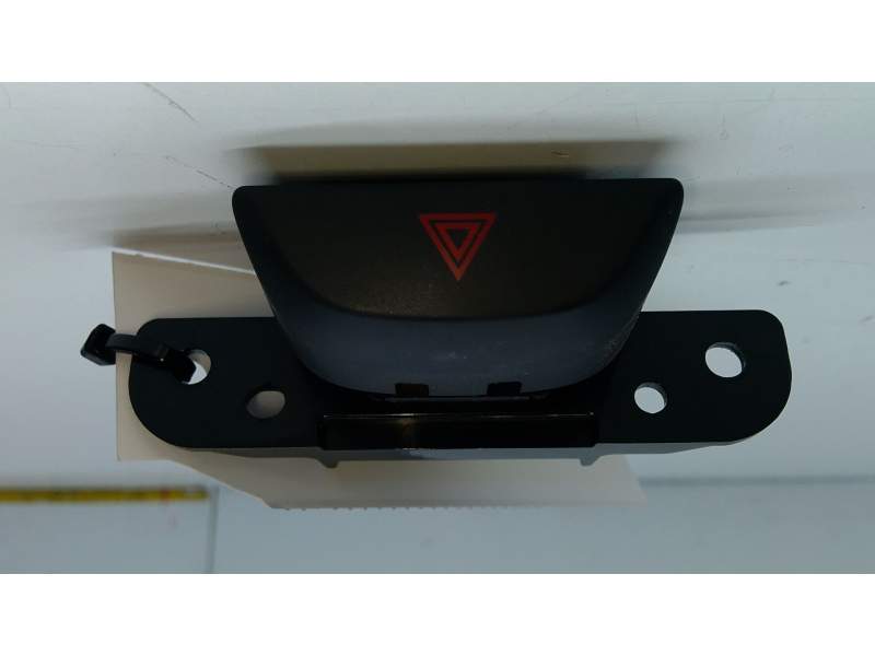 Recambio de warning para nissan pulsar hatchback (c13) 1.2 dig-t referencia OEM IAM 252903DA0A  