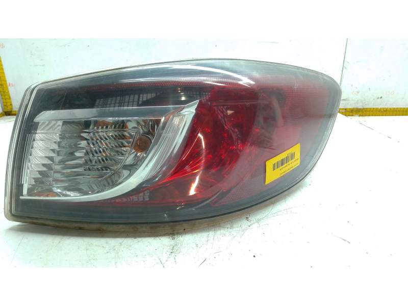 Recambio de piloto trasero derecho para mazda 3 lim. (bl) active referencia OEM IAM BBP251150E  