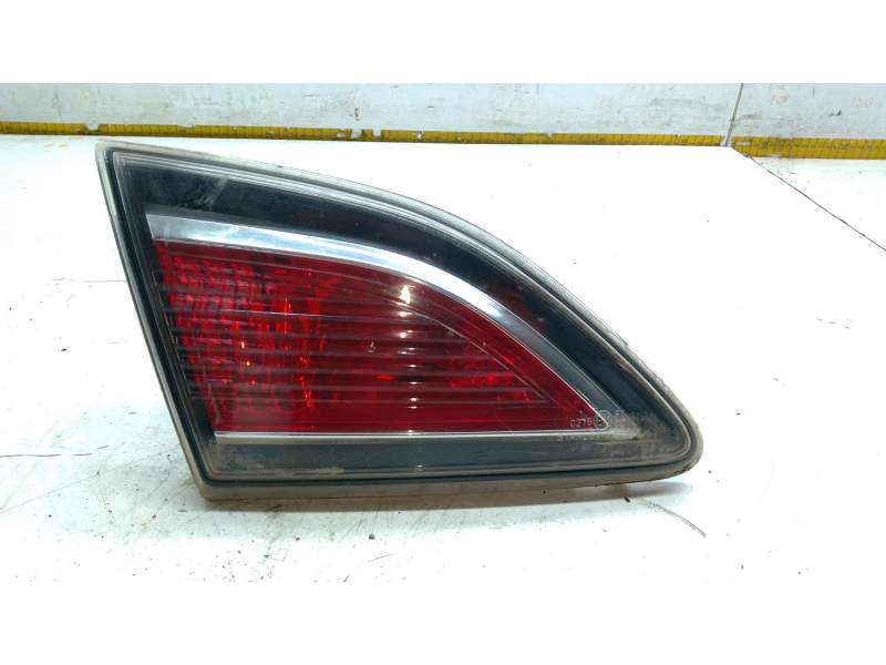 Recambio de piloto trasero izquierdo porton para mazda 3 lim. (bl) active referencia OEM IAM P8437  