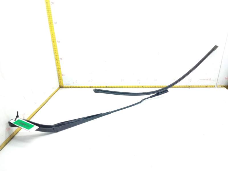 Recambio de brazo limpia delantero izquierdo para ford c-max (ceu) titanium referencia OEM IAM   