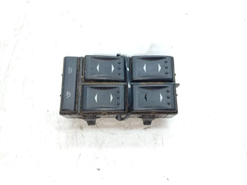 Recambio de mando elevalunas delantero izquierdo para ford mondeo berlina (ge) 2.0 cat referencia OEM IAM 03163451  