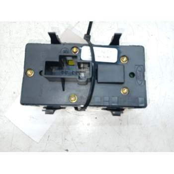Recambio de mando elevalunas delantero izquierdo para ford mondeo berlina (ge) 2.0 cat referencia OEM IAM 03163451  