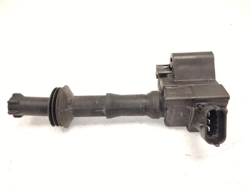 Recambio de bobina encendido para peugeot referencia OEM IAM 9808653680  