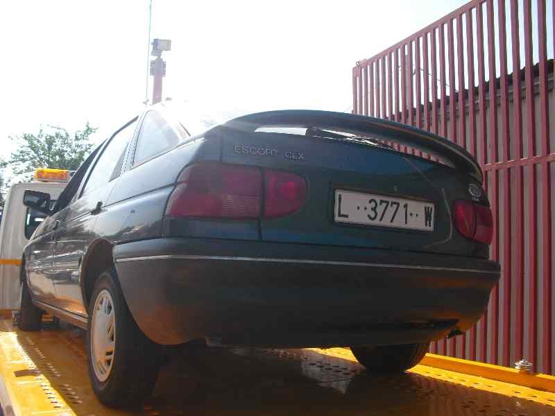 ford escort berlina/turnier del año 1993