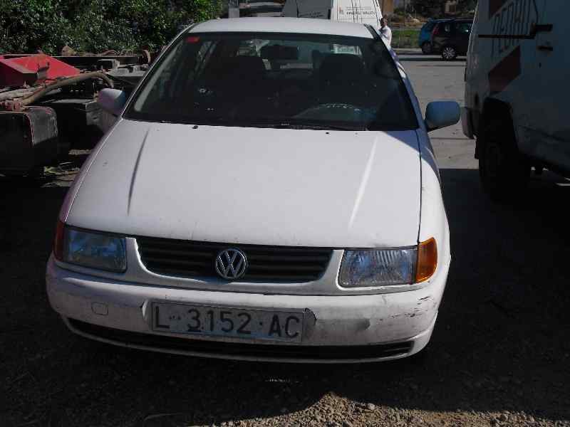 volkswagen polo berlina (6n1) del año 1997