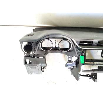 Recambio de salpicadero para toyota auris referencia OEM IAM   