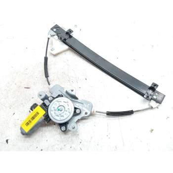 ELEVALUNAS TRASERO DERECHO 98840CZ101 