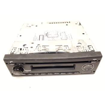Recambio de sistema audio / radio cd para iveco daily vi furgoneta 33s11, 35s11, 35c11 referencia OEM IAM 762000098  