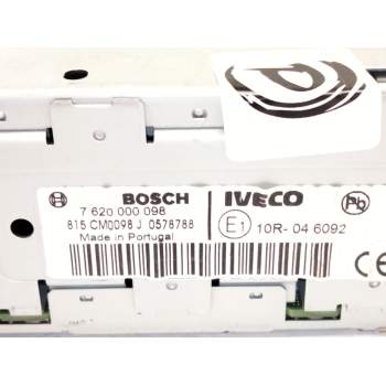 Recambio de sistema audio / radio cd para iveco daily vi furgoneta 33s11, 35s11, 35c11 referencia OEM IAM 762000098  