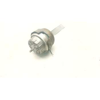 SOPORTE MOTOR IZQUIERDO INFERIOR 320308620 