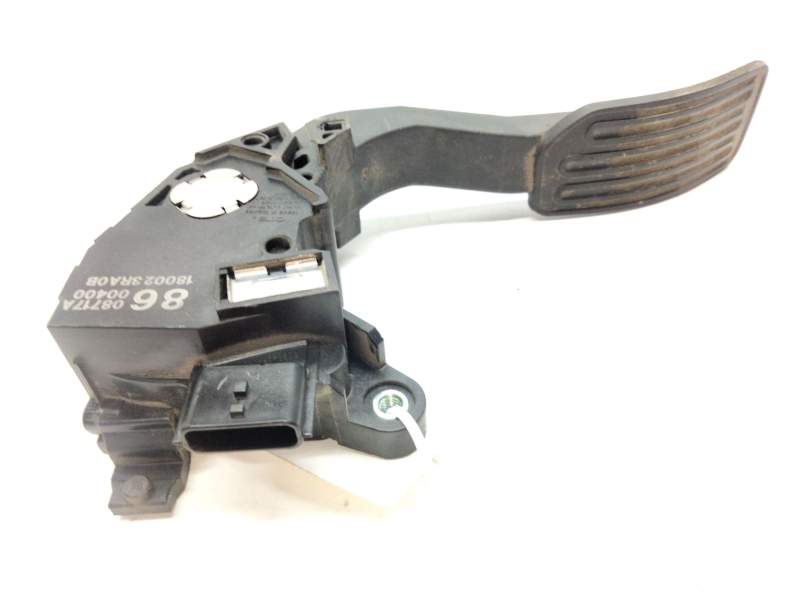 Recambio de pedal acelerador para nissan pulsar hatchback (c13) 1.2 dig-t referencia OEM IAM 180023RA0B  