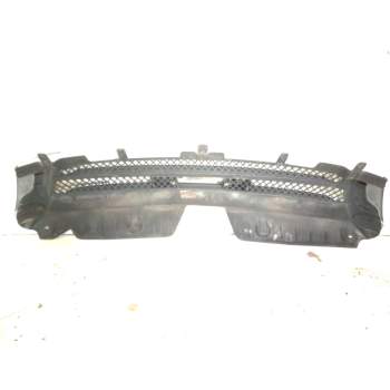 Recambio de rejilla delantera para iveco daily vi furgoneta 33s11, 35s11, 35c11 referencia OEM IAM 38028010105  