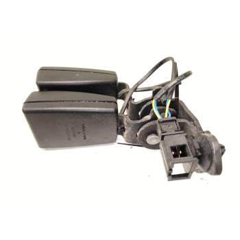 ENGANCHE CINTURON TRASERO CENTRAL 8V0857739 